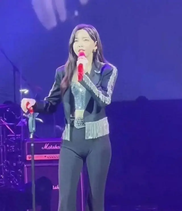 小姑娘光着屁股在唱歌_小姑娘光着屁股在唱歌_小姑娘光着屁股在唱歌