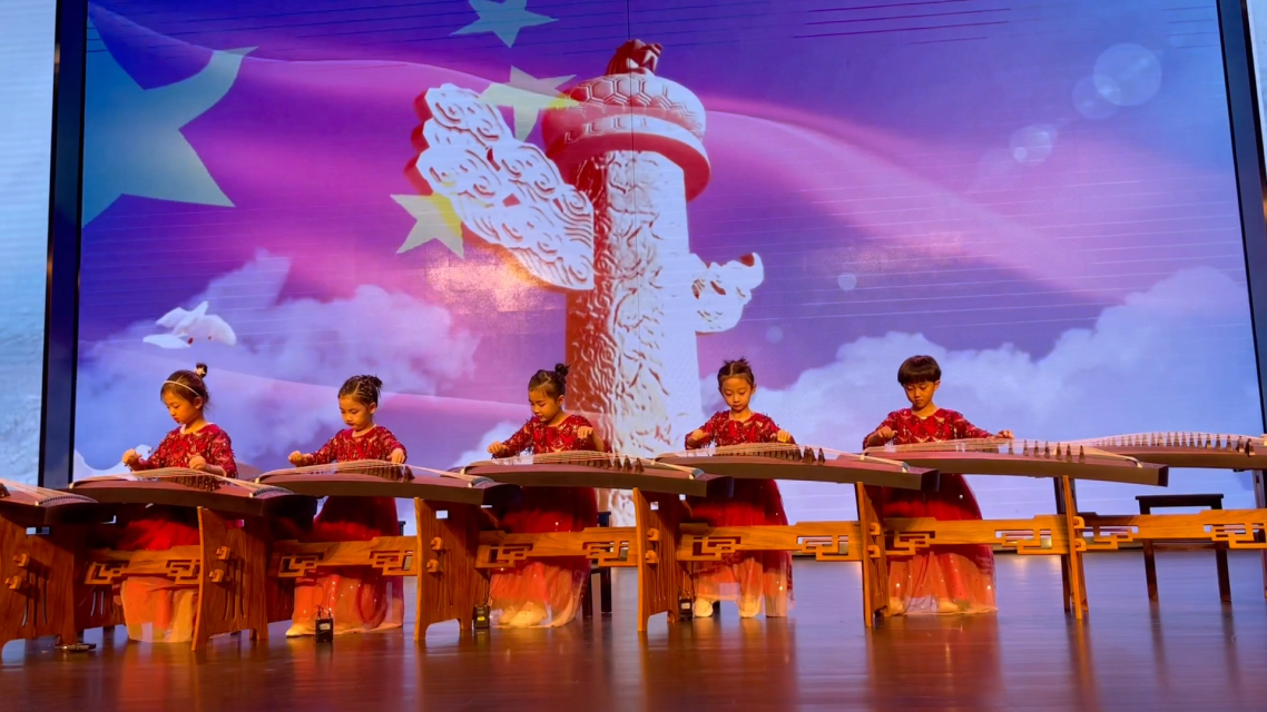 樱花草古筝教学视频_古筝樱花草_古筝曲樱花草