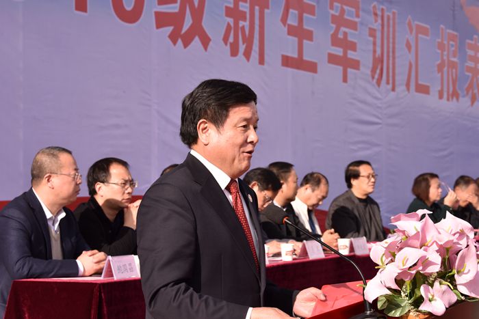 军训前导词100字_军训前训练_军训运动会前导词