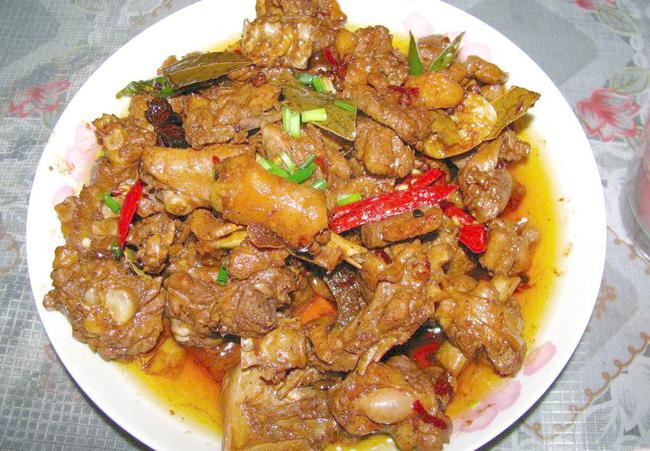 山东斗鸡苗_山东河泽斗鸡场每只斗鸡出售价格_斗鸡价格